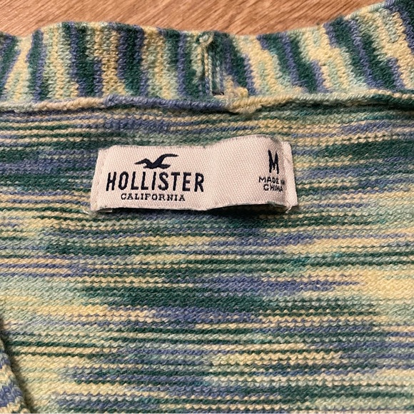 Hollister Cropped Button-Up Cardigan - Picture 3 of 5